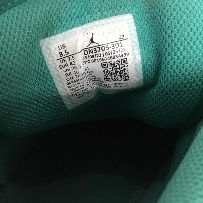 ナイキ NIKE スニーカー スニーカー DN3705-301 AIR JORDAN 1 LOW SE 26.5cm 26.5cm ロゴ、文字 白 / ホワイト / X 薄緑 / ライトグリーン / X 灰 / グレー /  メンズ USED 古着 中古 10128968