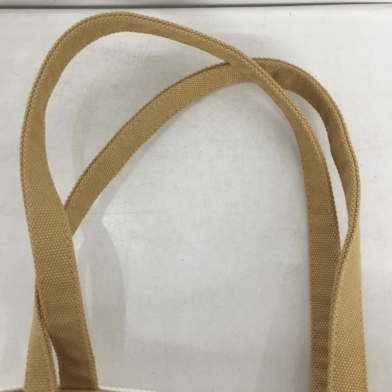 フォンダシオンルイヴィトン FONDATION LOUIS VUITTON トートバッグ トートバッグ ルイヴィトン美術館 キャンバスバッグ ロゴ、文字 白 / ホワイト / X ベージュ / ベージュ /  レディース USED 古着 中古 10148459