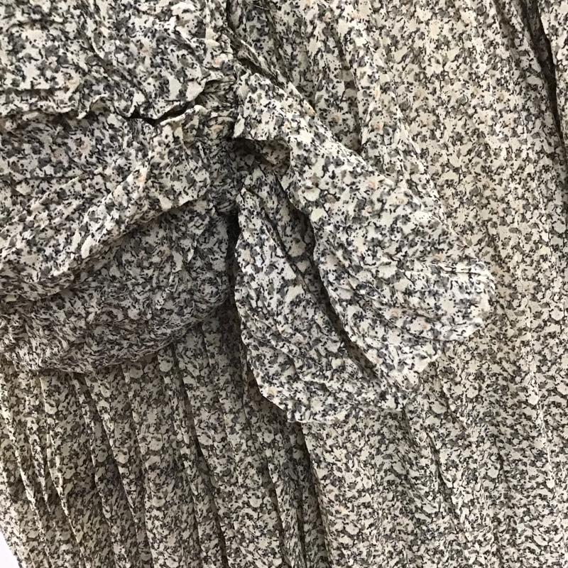 フーズフーチコ who s who Chico ワンピース ロングスカート CHZ1002709A0006 小花柄ワッシャー2wayロングワンピース FREE 花柄 マルチカラー / マルチカラー /  レディース USED 古着 中古 10111442