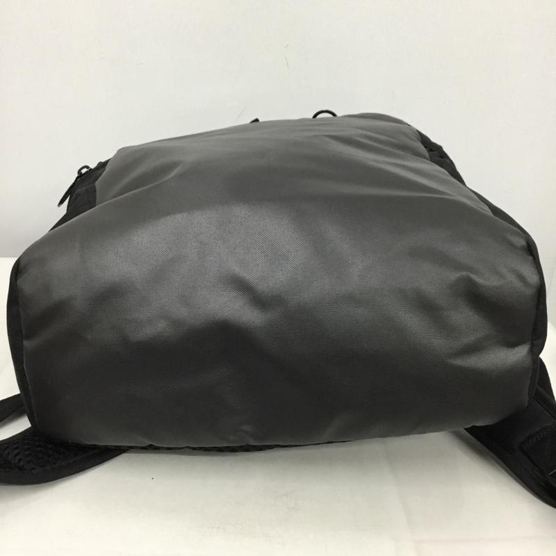 ナイキ NIKE リュックサック、デイパック リュックサック、デイバッグ DC9811 010 ワンポイント 黒 / ブラック /  メンズ USED 古着 中古 10143779