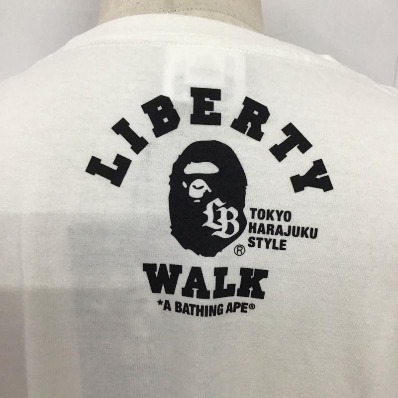 アベイシングエイプ A BATHING APE Tシャツ 半袖 1k73110919 リバティウォークLBWKカタカナカレッジティー プリントTシャツ プリント 白 / ホワイト /  メンズ USED 古着 中古 10124082