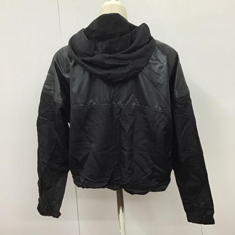 ナイキ NIKE ジャケット、上着 ジャンパー、ブルゾン BY2834-010 ウインドジャケット L ロゴ、文字 X プリント 黒 / ブラック /  レディース USED 古着 中古 10128223