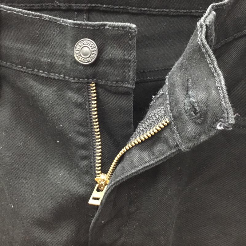 リーバイス Levi s パンツ デニム、ジーンズ デニムパンツ ストレートパンツ ワイドパンツ カジュアルパンツ 29インチ 無地 黒 / ブラック /  メンズ USED 古着 中古 10109581