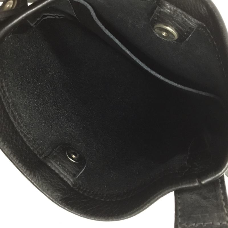 エンダースキーマ Hender Scheme ショルダーバッグ ショルダーバッグ one side belt bag レザー ロゴ、文字 黒 / ブラック /  メンズ USED 古着 中古 10147448