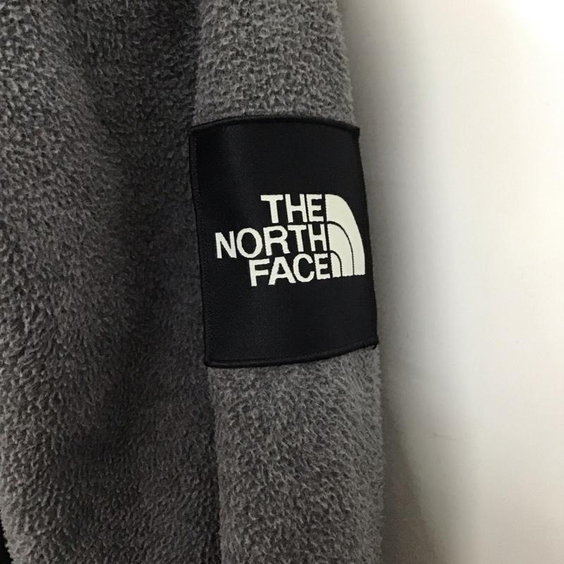 ザノースフェイス THE NORTH FACE ジャケット、上着 ジャンパー、ブルゾン na72051 Denali Jacket L ロゴ、文字 灰 / グレー / X 黒 / ブラック /  メンズ USED 古着 中古 10120528