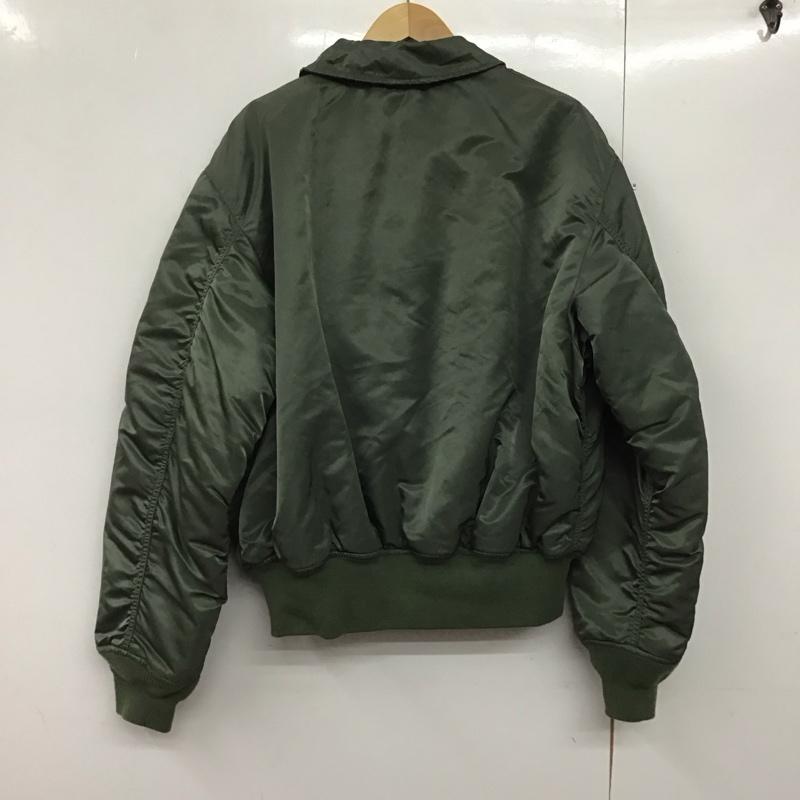 アルファインダストリー Alpha Industries ジャケット、上着 ジャンパー、ブルゾン ジップアップジャケット ナイロンジャケット アウター XL ロゴ、文字 カーキ / カーキ /  メンズ USED 古着 中古 10142603
