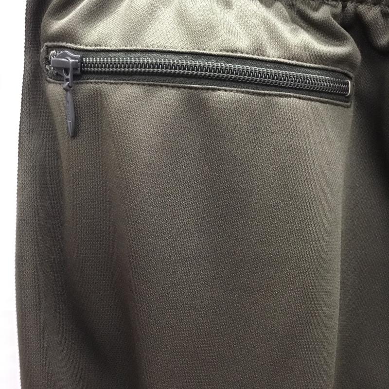 ニードルス Needles パンツ ワークパンツ、ペインターパンツ ジャージ パンツ ワイドパンツ カジュアルパンツ M ロゴ、文字 カーキ / カーキ /  メンズ USED 古着 中古 10121467