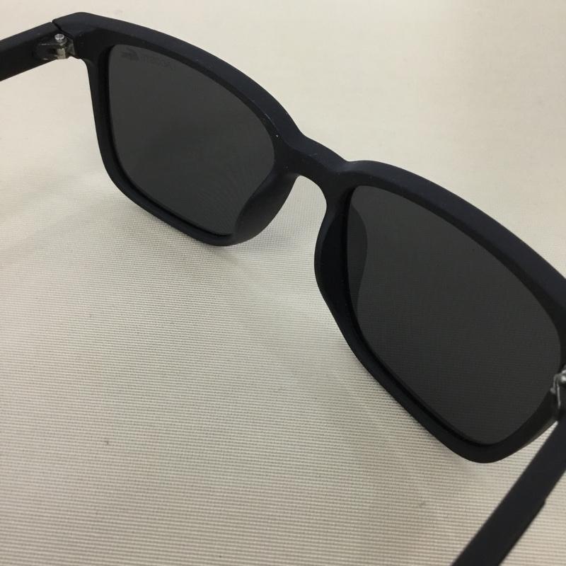 ラコステ LACOSTE めがね・サングラス サングラス マット ロゴ、文字 黒 / ブラック /  メンズ USED 古着 中古 10146066