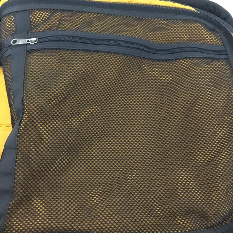 パタゴニア patagonia スーツケース、トランク スーツケース、トランク キャリーバッグ トラベルバッグ 二輪 ボストンバッグ ロゴ、文字 黒 / ブラック /  メンズ USED 古着 中古 10145625