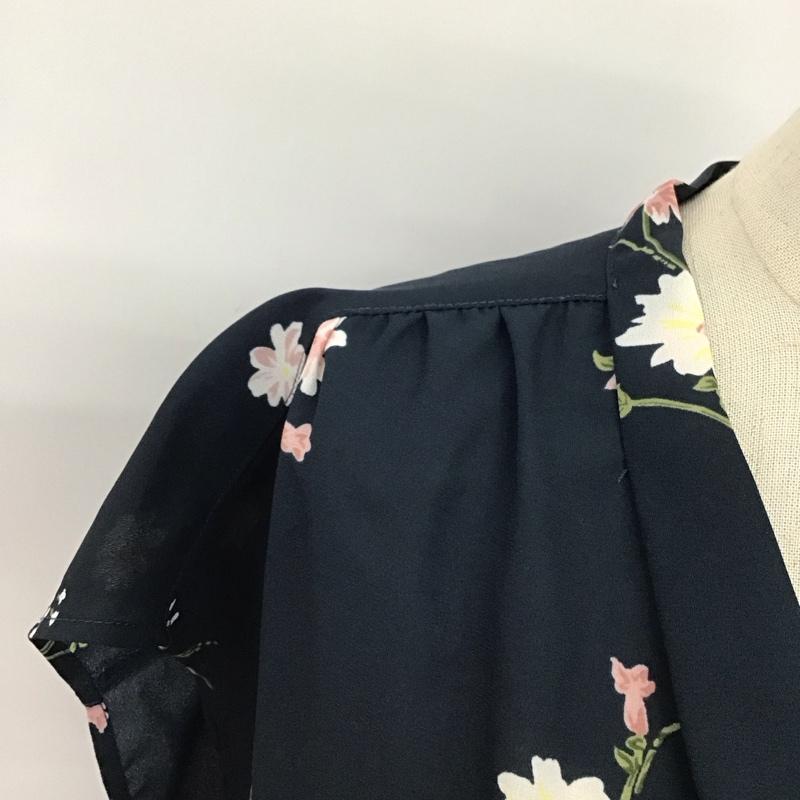 ビス ViS カットソー 半袖 BVH-1863-A フレンチスリーブ飛び花柄ノーカラーブラウス スキッパー M 花柄 紺 / ネイビー /  レディース USED 古着 中古 10116199