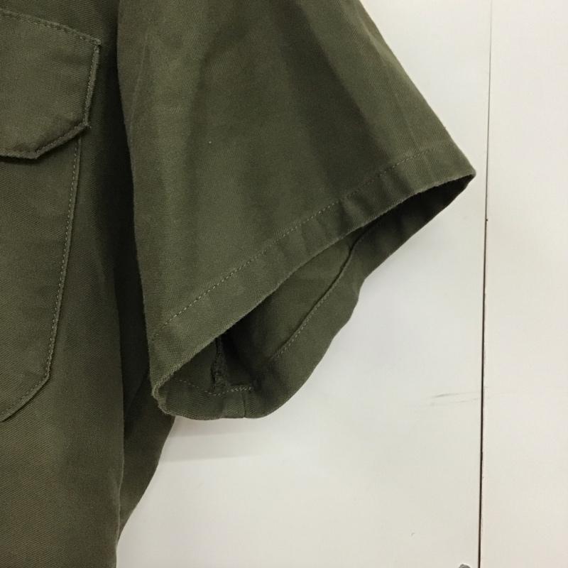 ミリタリー ミリタリー シャツ、ブラウス 半袖 ミリタリーシャツ 半袖シャツ カラーシャツ 無地 カーキ / カーキ /  メンズ USED 古着 中古 10135882