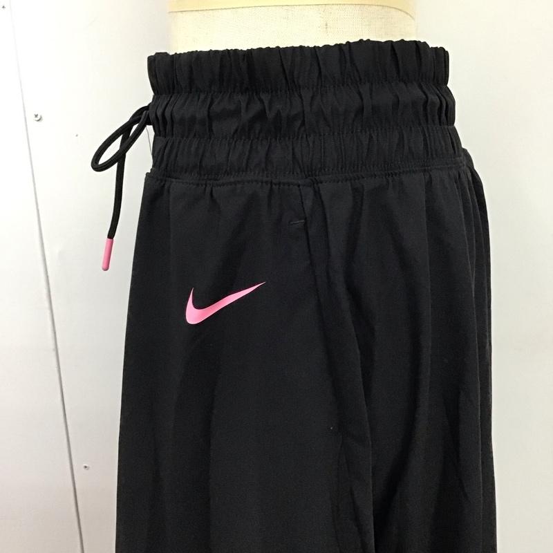 ナイキ NIKE スカート ひざ丈スカート cu4031-016 AS W NSW SKIRT MESH ウィメンズ メッシュ スカート M ロゴ、文字 X プリント 黒 / ブラック /  レディース USED 古着 中古 10121275