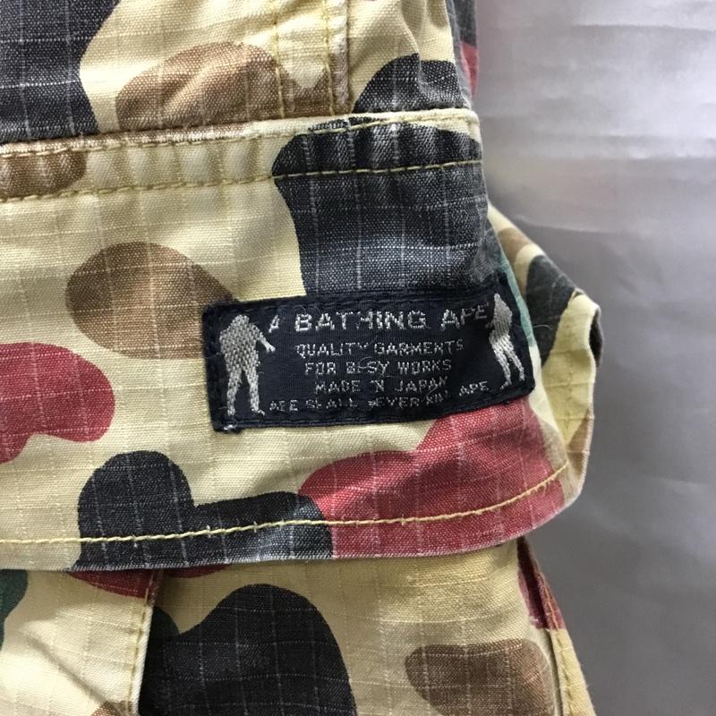 アベイシングエイプ A BATHING APE パンツ ショートパンツ カーゴパンツ M カモフラージュ柄・迷彩 マルチカラー / マルチカラー /  メンズ USED 古着 中古 10118957