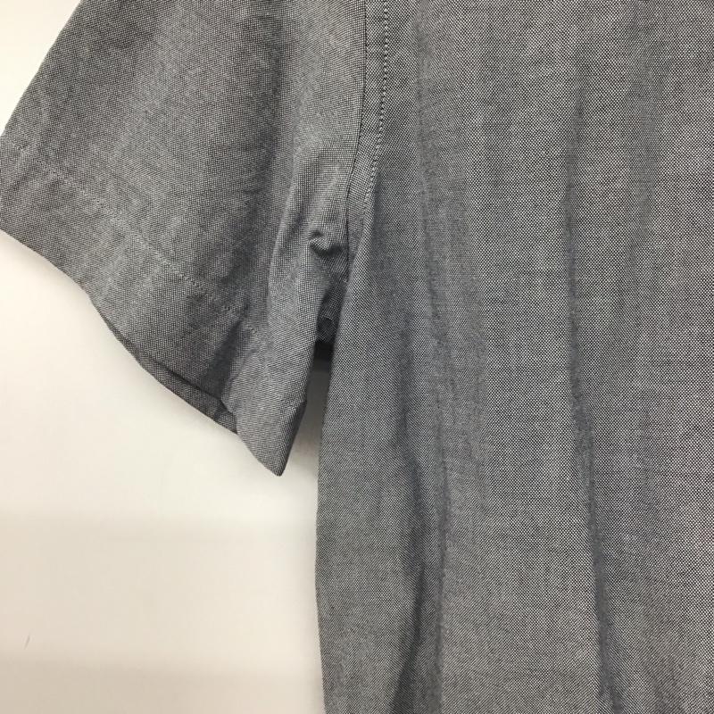 ラコステ LACOSTE シャツ、ブラウス 半袖 半袖シャツ ボタンダウンシャツ カラーシャツ ロゴ、文字 灰 / グレー /  メンズ USED 古着 中古 10146836