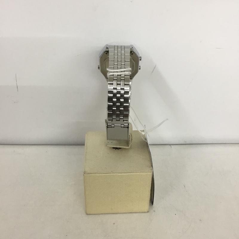 カシオ CASIO 腕時計 デジタル LA680W チープカシオ 花柄 箱有 ロゴ、文字 金 / ゴールド /  レディース USED 古着 中古 10135150