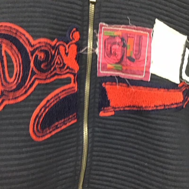 デシグアル Desigual パーカー 長袖 ジップアップパーカー 長袖パーカー カジュアルジャケット S ロゴ、文字 紺 / ネイビー /  メンズ USED 古着 中古 10148784