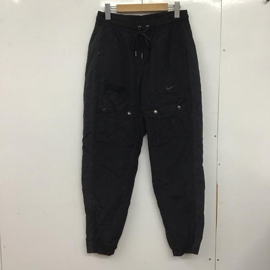 ナイキ NIKE パンツ ワークパンツ、ペインターパンツ bv5371-082 ウーブンパンツ ワイドパンツ M ロゴ、文字 黒 / ブラック /  メンズ USED 古着 中古 10146726