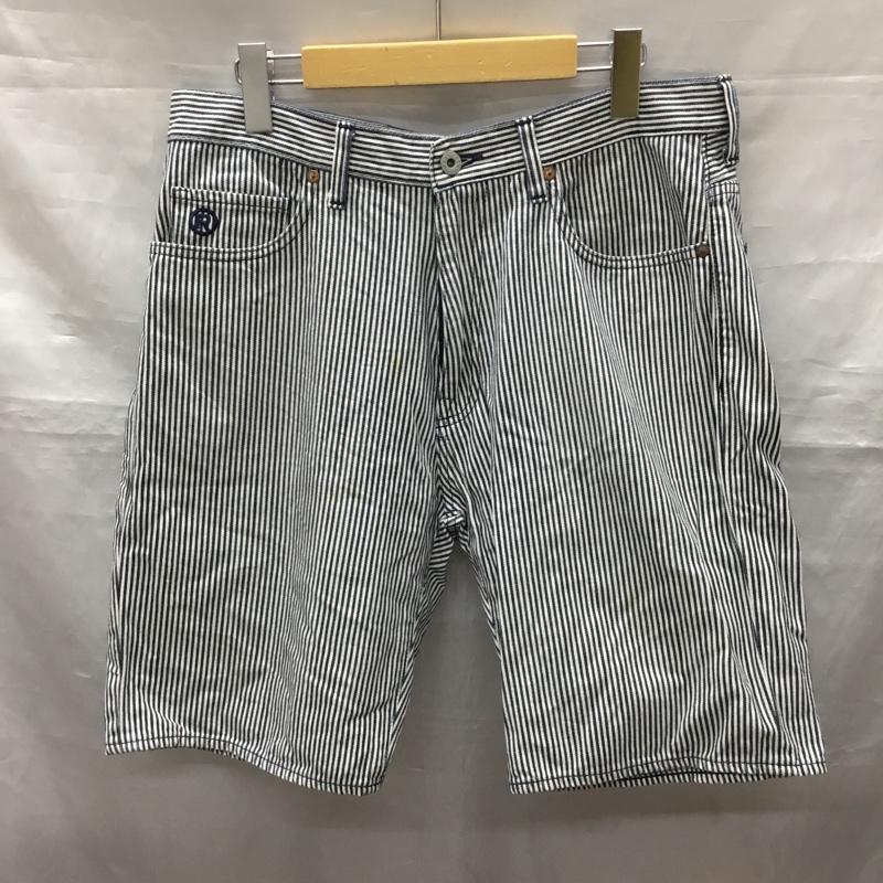 アベイシングエイプ A BATHING APE パンツ ショートパンツ バック刺繍 ハーフパンツ M ロゴ、文字 白 / ホワイト / X 紺 / ネイビー /  メンズ USED 古着 中古 10118956