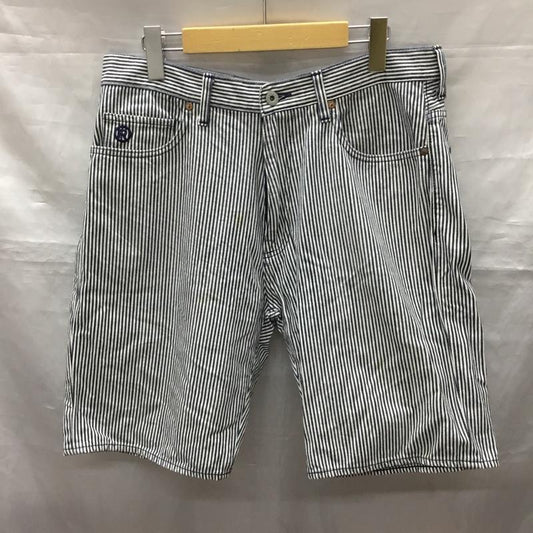 アベイシングエイプ A BATHING APE パンツ ショートパンツ バック刺繍 ハーフパンツ M ロゴ、文字 白 / ホワイト / X 紺 / ネイビー /  メンズ USED 古着 中古 10118956