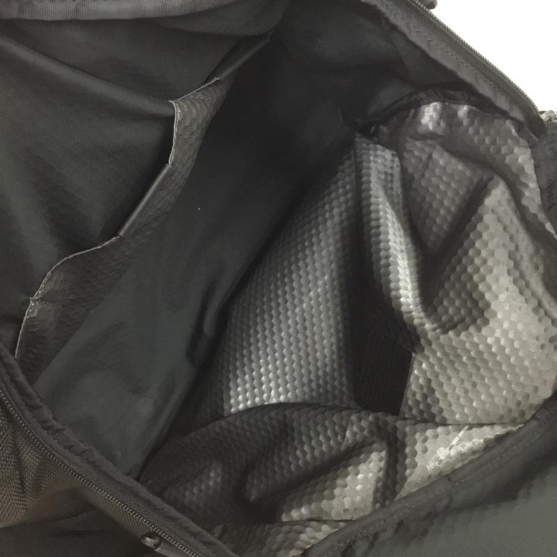 トゥミ TUMI ブリーフケース、書類かばん ブリーフケース、書類かばん ビジネスバッグ ロゴ、文字 黒 / ブラック /  メンズ USED 古着 中古 10140441