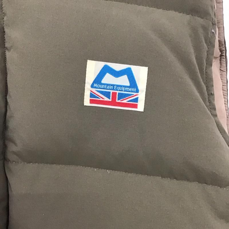 マウンテンイクイップメント MOUNTAIN EQUIPMENT ベスト ベスト ダウンベスト ノースリーブ 前ボタン ジップアップベスト L ロゴ、文字 カーキ / カーキ /  メンズ USED 古着 中古 10131551