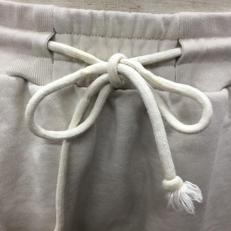 アール123リヴィントンロイレビス RRR123 RIVINGTON roi Rebis パンツ ショートパンツ ハーフパンツ ショートパンツ カジュアルパンツ ロゴ、文字 ベージュ / ベージュ /  メンズ USED 古着 中古 10115750