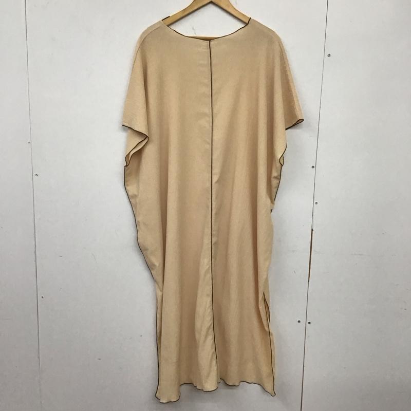 アイテムズ アーバンリサーチ ITEMS URBAN RESEARCH ワンピース ロングスカート it25-26B008 FREE 無地 ベージュ / ベージュ /  レディース USED 古着 中古 10133975