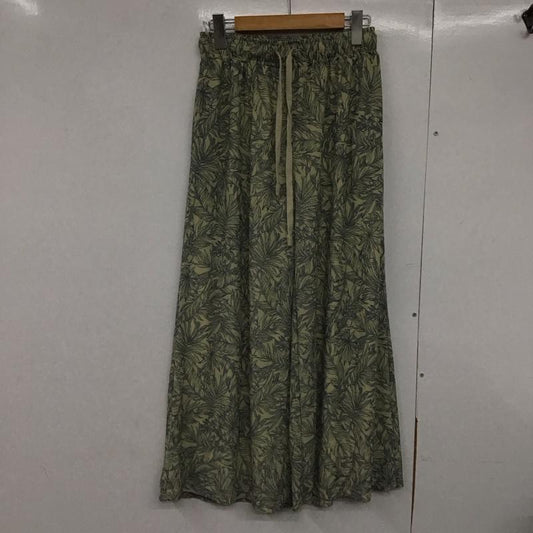 チャオパニック CIAOPANIC パンツ ワークパンツ、ペインターパンツ ワイドパンツ カジュアルパンツ フレアパンツ M プリント マルチカラー / マルチカラー /  レディース USED 古着 中古 10142685