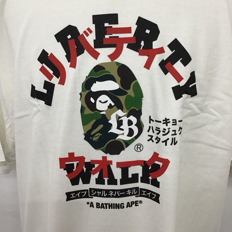 アベイシングエイプ A BATHING APE Tシャツ 半袖 1k73110919 リバティウォークLBWKカタカナカレッジティー プリントTシャツ プリント 白 / ホワイト /  メンズ USED 古着 中古 10124082
