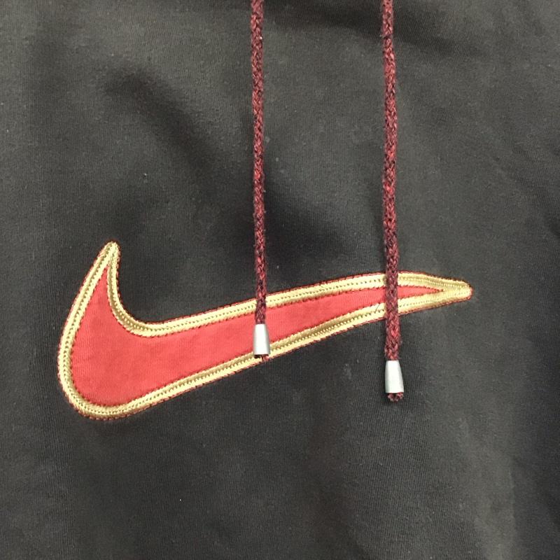 ナイキ NIKE パーカー 長袖 長袖パーカー プルオーバーパーカー スウェット 古着 M ロゴ、文字 黒 / ブラック /  メンズ USED 古着 中古 10144764