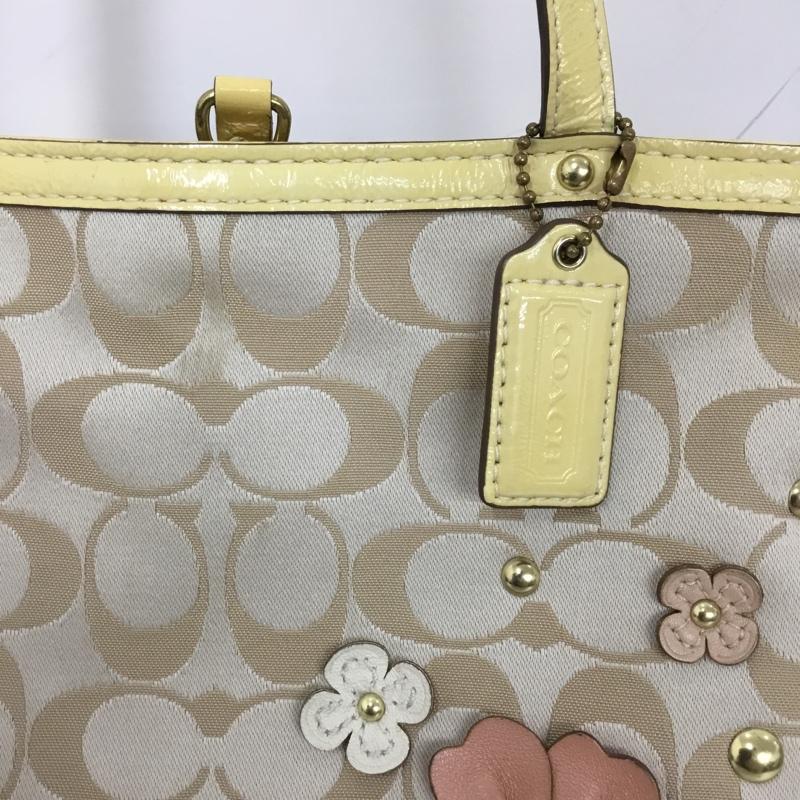 コーチ COACH ハンドバッグ ハンドバッグ F47242 シグネチャー フラワーモチーフ 総柄 黄 / イエロー / X ベージュ / ベージュ /  レディース USED 古着 中古 10150689