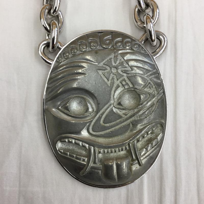 ヴィヴィアンウエストウッド Vivienne Westwood アクセサリー ネックレス、ペンダント ロゴ、文字 銀 / シルバー /  メンズ USED 古着 中古 10137578