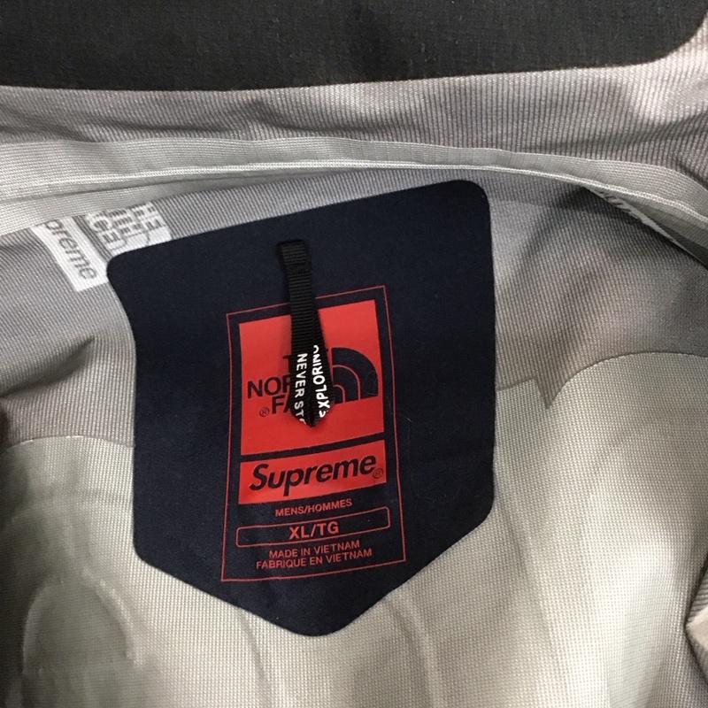 シュプリーム Supreme ジャケット、上着 ジャケット、ブレザー np52207i 22AW TapedSeamShellJacketMulti ジップアップジャケット アウター THENORTHFACE XL プリント マルチカラー / マルチカラー /  メンズ USED 古着 中古 10108620