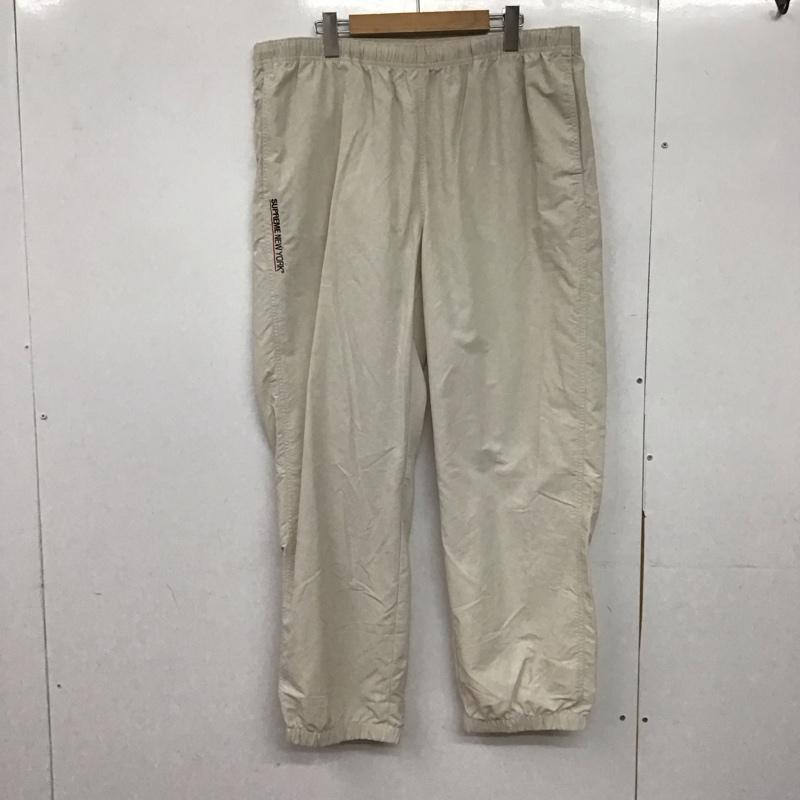 シュプリーム Supreme パンツ ワークパンツ、ペインターパンツ 22AW ナイロンウォームアップパンツ ワイドパンツ XL ロゴ、文字 マルチカラー / マルチカラー /  メンズ USED 古着 中古 10144970