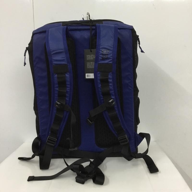 ティンバックツー TIMBUK2 リュックサック、デイパック リュックサック、デイバッグ 8818-4-3615 Muttmover Light マットムーバーライト 愛犬 タグ付き ロゴ、文字 青 / ブルー / X 黒 / ブラック /  メンズ USED 古着 中古 10132060