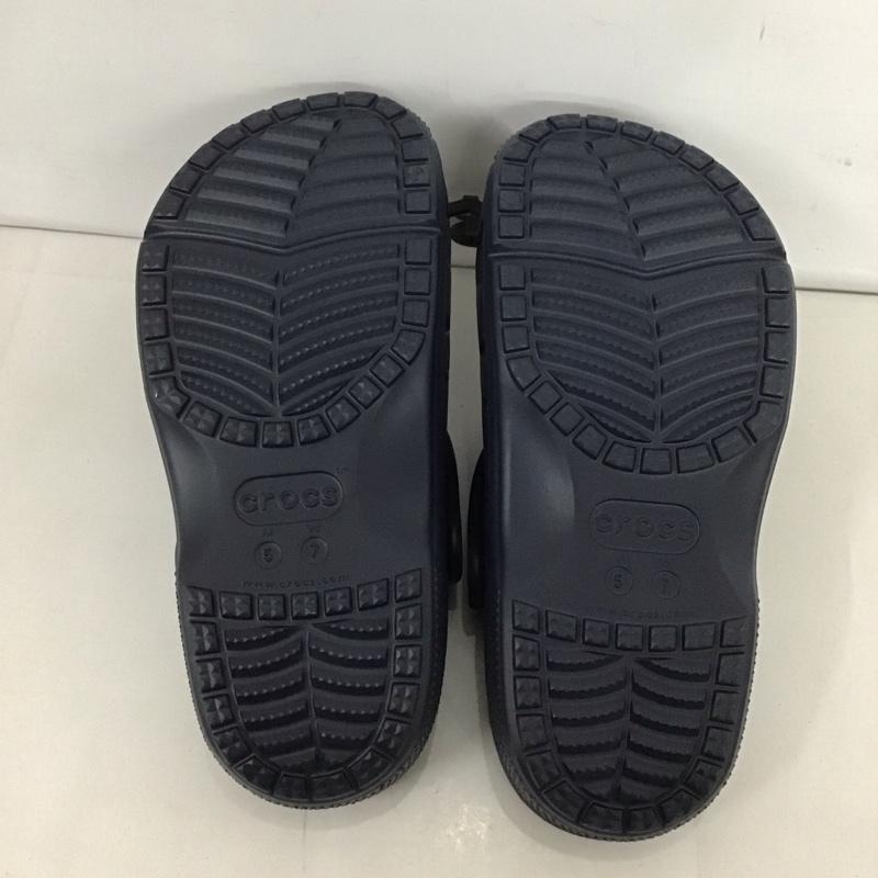 クロックス crocs サンダル サンダル 23cm 23.0cm 無地 紺 / ネイビー /  レディース USED 古着 中古 10125552