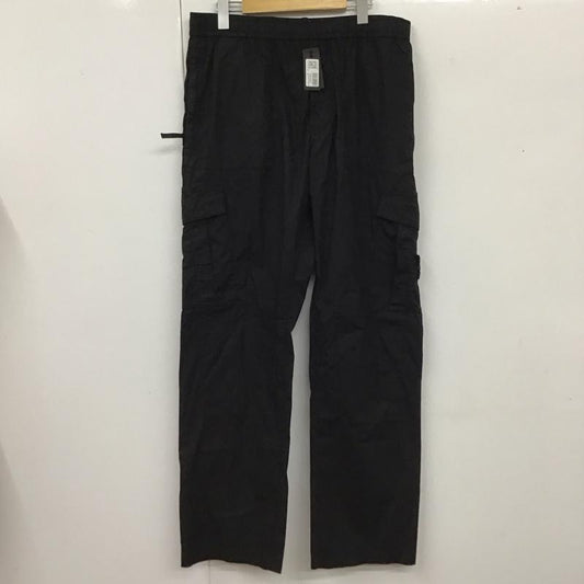 ストーンアイランド STONE ISLAND パンツ ワークパンツ、ペインターパンツ ワークパンツ ワイドパンツ カジュアルパンツ ミリタリーパンツ 34 無地 黒 / ブラック /  メンズ USED 古着 中古 10116636