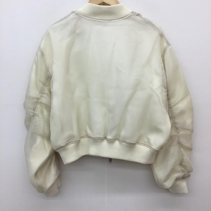 チコ CHICO ジャケット、上着 ジャンパー、ブルゾン CHZ1041107A0006 FREE 無地 アイボリー / アイボリー /  レディース USED 古着 中古 10141160