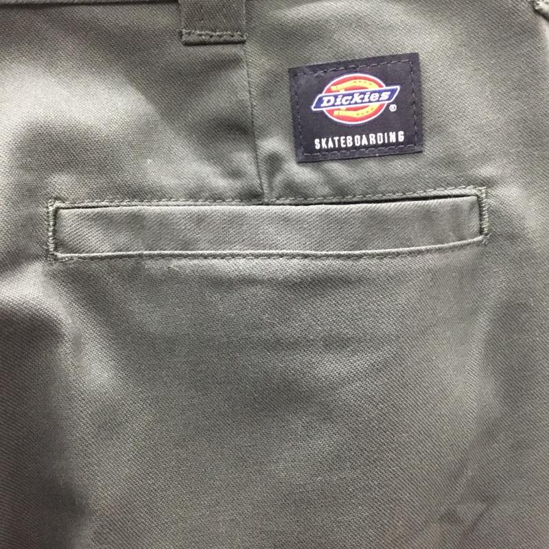 ディッキーズ Dickies パンツ ワークパンツ、ペインターパンツ ワークパンツ スリムパンツ カジュアルパンツ 32インチ ロゴ、文字 カーキ / カーキ /  メンズ USED 古着 中古 10121984