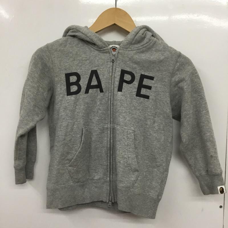 ベイプキッズ BAPEKIDS パーカー 長袖 キッズ フルジップ 前開き A BATHING APE 120 裏起毛 120cm ロゴ、文字 灰 / グレー /  ボーイズ USED 古着 中古 10150782