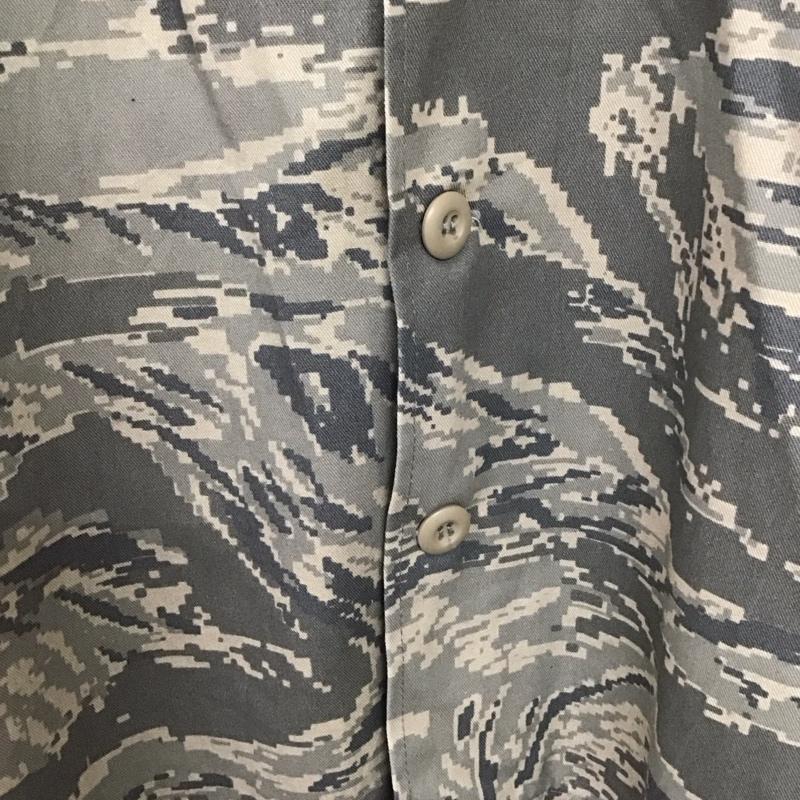 古着 USED シャツ、ブラウス 半袖 半袖シャツ プリントシャツ ポケットシャツ M カモフラージュ柄・迷彩 マルチカラー / マルチカラー /  メンズ USED 古着 中古 10133284