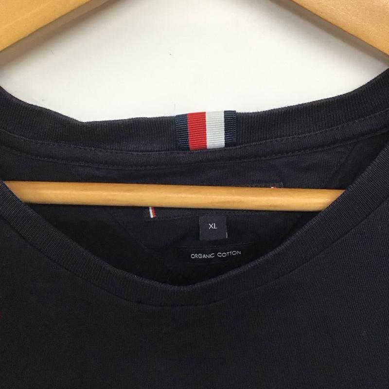 トミーヒルフィガー TOMMY HILFIGER Tシャツ 半袖 半袖カットソー プリントTシャツ クルーネックカットソー XL ロゴ、文字 紺 / ネイビー /  メンズ USED 古着 中古 10146439
