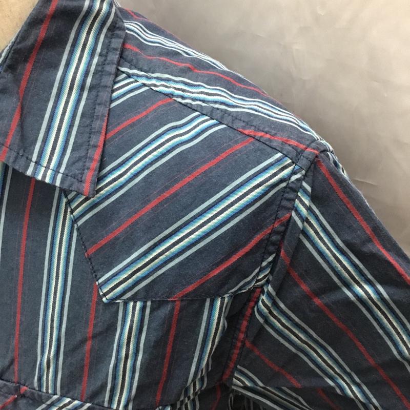 リーバイス Levi s シャツ、ブラウス 半袖 S  マルチカラー / マルチカラー /  メンズ USED 古着 中古 10112737