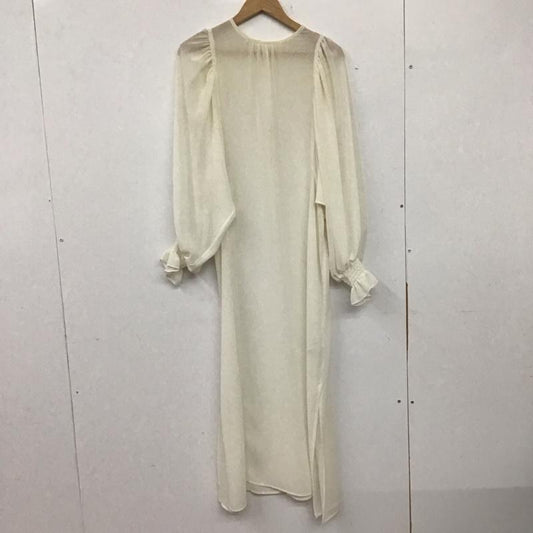 イエナ IENA ワンピース ロングスカート 長袖ロングワンピース フレアスカート パフスリーブ 無地 白 / ホワイト /  レディース USED 古着 中古 10138358