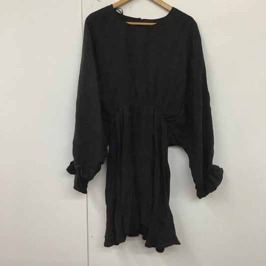 ザラ ZARA ワンピース ひざ丈スカート 長袖ワンピース フレアスカート パフスリーブ L 無地 黒 / ブラック /  レディース USED 古着 中古 10128742