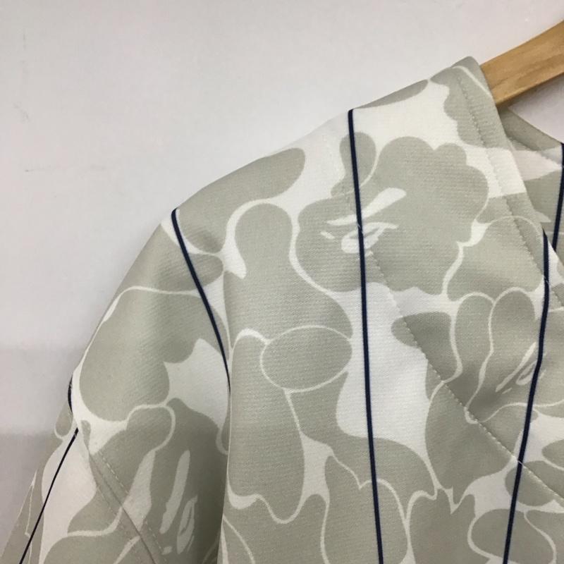 アベイシングエイプ A BATHING APE シャツ、ブラウス 半袖 Mitchell Ness NEWYORKYANKEESABCCAMOJERSEY ベースボールシャツ XL プリント 灰 / グレー /  メンズ USED 古着 中古 10141012