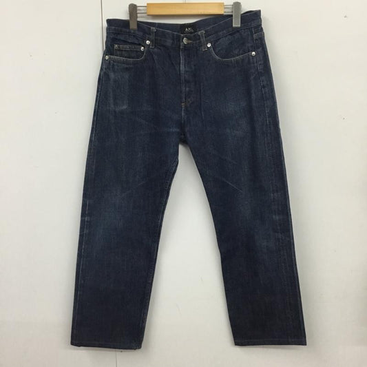 アーペーセー A.P.C. パンツ デニム、ジーンズ 日本製 ボタンフライ 32 ロゴ、文字 インディゴ / インディゴ /  メンズ USED 古着 中古 10115647