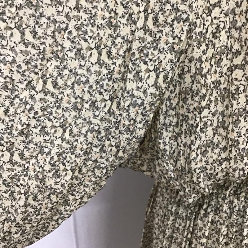 フーズフーチコ who s who Chico ワンピース ロングスカート CHZ1002709A0006 小花柄ワッシャー2wayロングワンピース FREE 花柄 マルチカラー / マルチカラー /  レディース USED 古着 中古 10111442