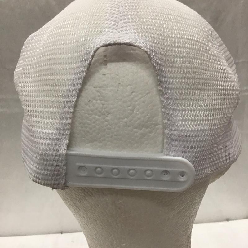 ウノピュウノウグァーレトレリラックス 1piu1uguale3 RELAX 帽子 キャップ 3ロゴラインストーン メッシュキャップ ロゴ、文字 白 / ホワイト /  メンズ USED 古着 中古 10116297