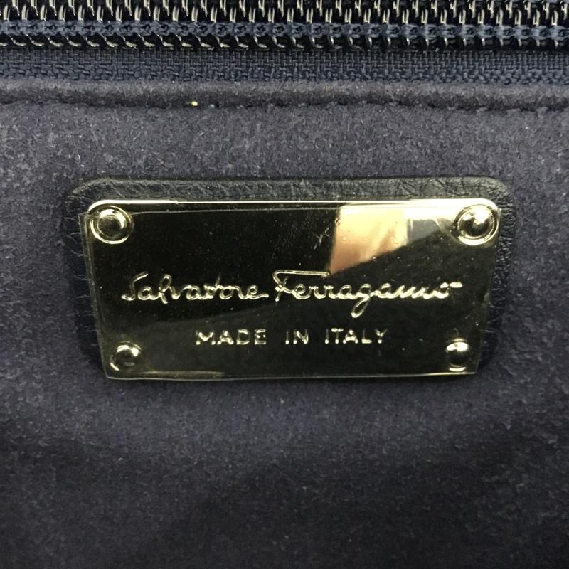 サルヴァトーレフェラガモ Salvatore Ferragamo トートバッグ トートバッグ E-21 E084 ガンチーニ 無地 紺 / ネイビー /  レディース USED 古着 中古 10125987